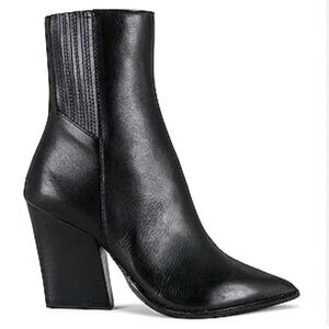 Steve Madden  Rickki Ankle Boot